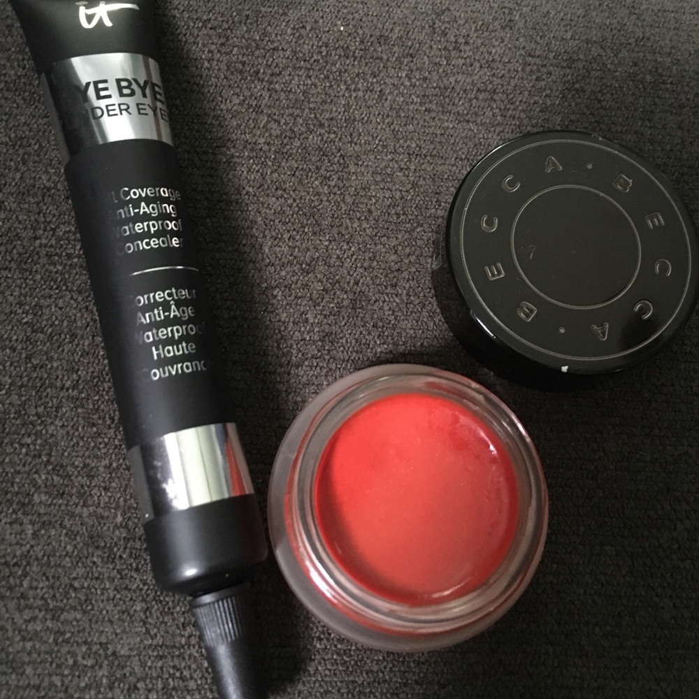 Becca it cosmetics under eye corrector concealer